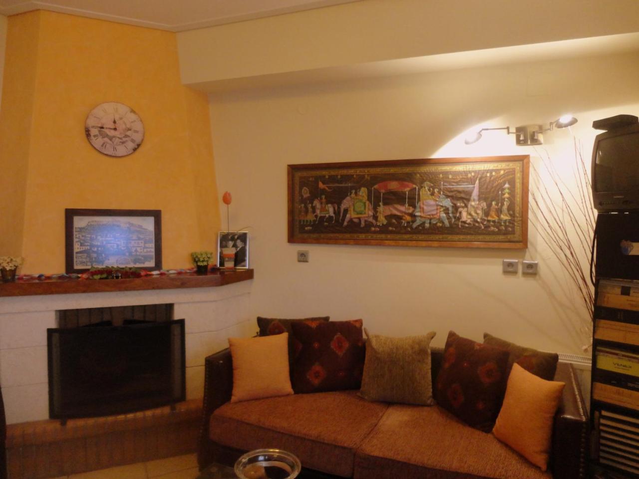 Lirio Guest House Makrakómi Buitenkant foto